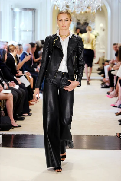 Look 26